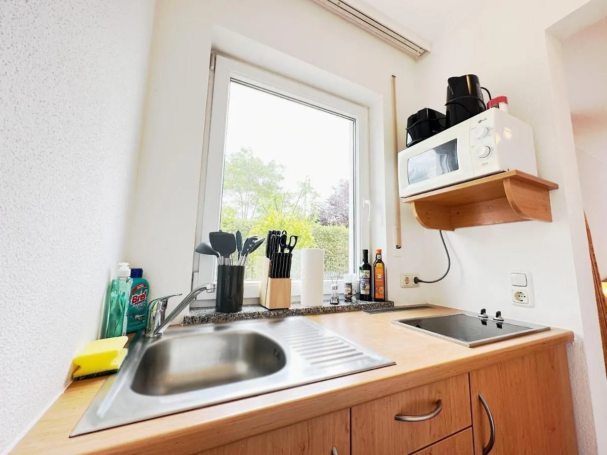 Fur 2 - Balkon - Kuche - Parken Apartment Hohenbrunn